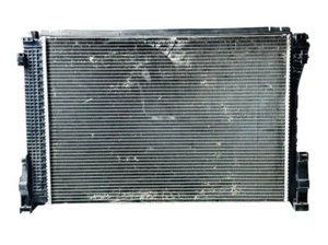 08-15 Mercedes W204 C250 C300 Cooling Radiator & Cooling Fan Assembly - Picture 1 of 9
