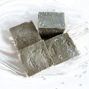 ✅🔝 4 x Original Aleppo-Seife 16 % Lorbeeröl 84 % Oliven ca.750g PRASIMOS - Bild 1 von 2