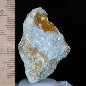 Grossular Hessonite Garnet crystals on matrix natural raw mineral specimen 143ct - Picture 1 of 8