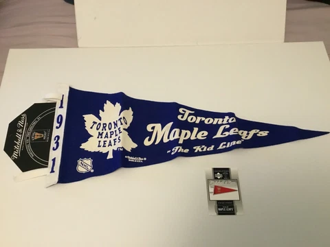 U pick 2004-05 Mitchell & Ness NHL Pennants SPs combined shipping Cover