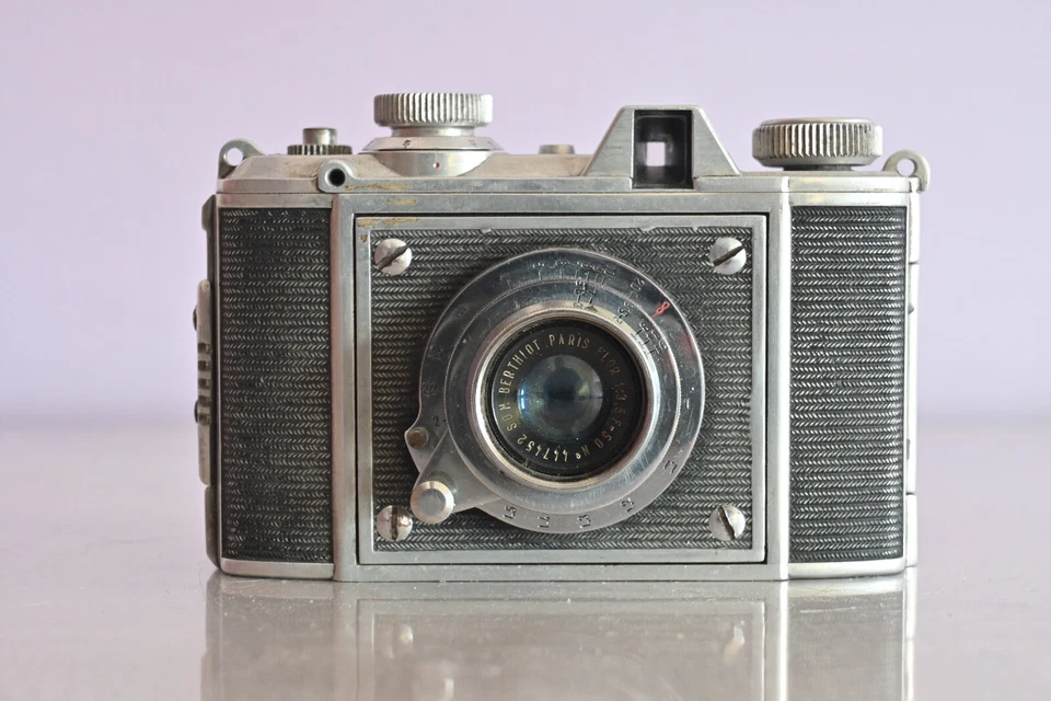 Appareil photo PONTIAC LYNX II - Photo 1/4