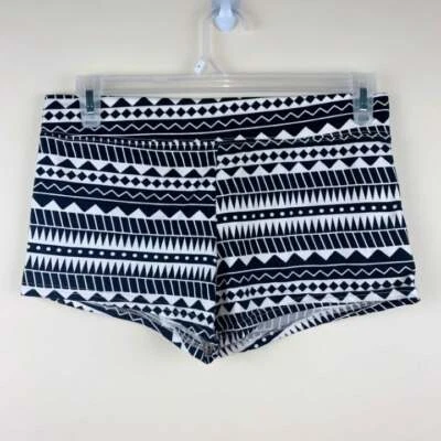new  Bobbie Brooks Super Soft aztec Shorts Stretch black/white  - Image 1 of 2