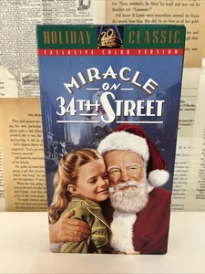 Miracle on 34th Street (VHS, 1993, Colorized)Maureen O’Hara, John Payne - Imagen 1 de 3