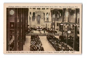 Obispo celebrando misa en Ste. Santuario de Ana de Beaupré, Quebec, postal - Imagen 1 de 2