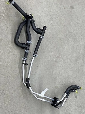 Dodge Journey 2009-20 calefacción manguera suministro/devolución OEM 5058437AK Foto 1 de 4