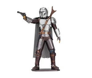 Fascinaciones ICONX Star Wars THE MANDALORIAN Metal Tierra 3D Acero #ICX146 - Imagen 1 de 6