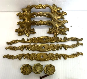 Antique Brass/Brass Drawer Pulls Drop Pulls - Picture 1 of 4
