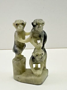 Vintage Small hand carved Soapstone 3 Playful Climbing Monkeys figurine 2 1/2" - Picture 1 of 7