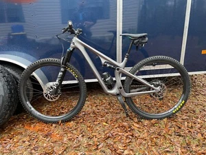 Yeti SB115 full suspension carbon mountain bike 29 medium - Picture 1 of 1