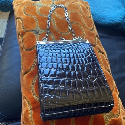 Linea Pelle Black Patent Leather Handbag Clutch Metal Link Handle Snap Closure - Image 1 of 4