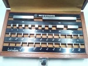 Mitutoyo 516-512-02 Metric Rectangular Gage Block Set New, 33 Piece, GGG Grade 3 - Picture 1 of 10