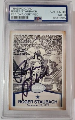 ROGER STAUBACH SIGNED DALLAS COWBOYS HOF QUARTERBACK CARD PSA DNA SLAB - Image 1 of 2