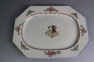 Hermosa placa rosa familiar porcelana armorial exportación China - Imagen 1 de 7