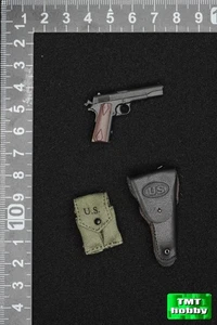 1:6 Scale DID V80184 Vietnam War U.S. Army Colonel James - 1911 Pistol w/Holster - Picture 1 of 2