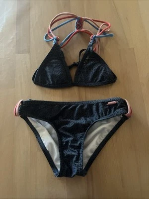 Mädchen Bikini - Bild 1 von 4