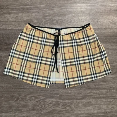 Falda envolvente de natación de elastano a cuadros Burberry Nova para mujer talla M Foto 1 de 4