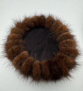 Mink Vintage Ladies Woman's Pillbox Fur Hat - 1960s Reddish Brown - Picture 1 of 9