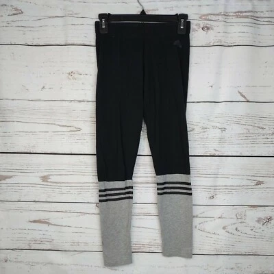 Adidas Mujer Clásico Negro/Gris 3 Rayas Leggings Atléticos Talla EE. UU. Pequeño Usado Foto 1 de 4