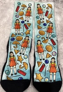 Retired Rock em Unisex Socks Adult L/XL SQUID GAME Dalgona Cookie Challenge - Imagen 1 de 11