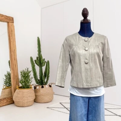 Chaqueta Blazer Saguaro Para Mujer S Gamuza Cuero Cierre de 3 Botones Tono Plateado Crema Foto 1 de 4