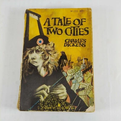 A Tale of Two Cities by Charles Dickens 1962 Washington Square Press Paperback  Foto 1 de 4