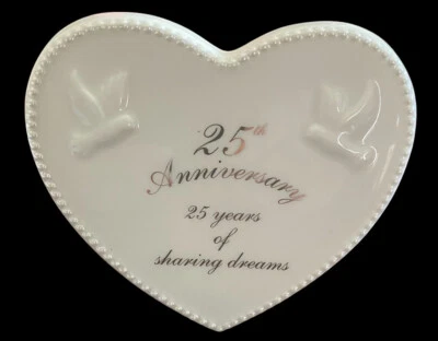 Placa de porcelana en forma de corazón 25 aniversario compartiendo sueños de Russ NUEVO Foto 1 de 4