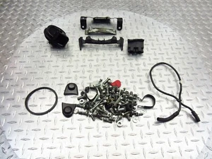 08 Harley Davidson FLHTCUI Electra Glide Classic MISC Nuts Bolts Hardware Horn - Foto 1 di 11