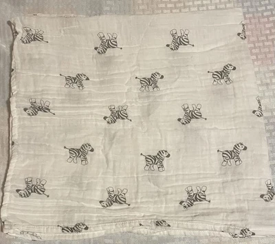 Удивительное детское мягкое хлопковое муслиновое пеленальное одеяло для новорожденных зебры 32 дюйма x 31 дюйм - Изображение 1 из 4