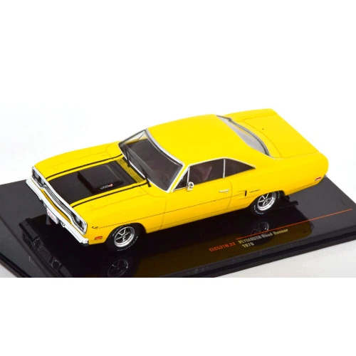 PLYMOUTH ROAD RUNNER 1975 YELLOW 1:43 Ixo Model Auto Stradali Modellino Nuovo - Immagine 1 di 3