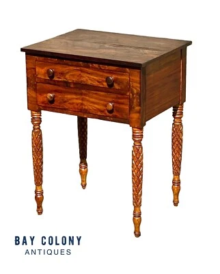 Антикварный рабочий стол/тумбочка из красного дерева и палисандра  - Изображение 1 из 4