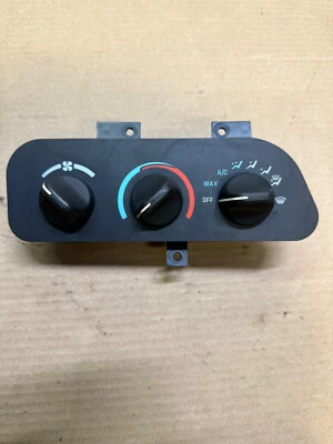 ✅⭐️ 1993-1996 Chevrolet Camaro A/C Heater Climate Control Unit 16181023 OEM - Image 1 of 4