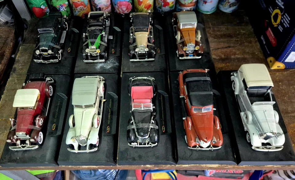 Lotto Modellini Auto Vintage Signature S Ala 1/32 Nove Modellini - Immagine 1 di 4