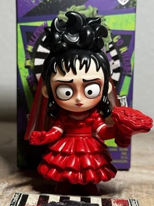Pop MART Beetlejuice Serie Sammelfigur Lydia Deetz in Hochzeit, Secret - Bild 1 von 5