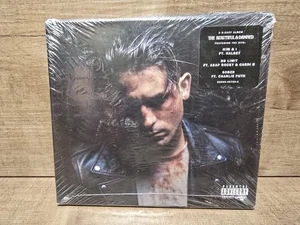 The Beautiful & Damned - Imagen 1 de 2