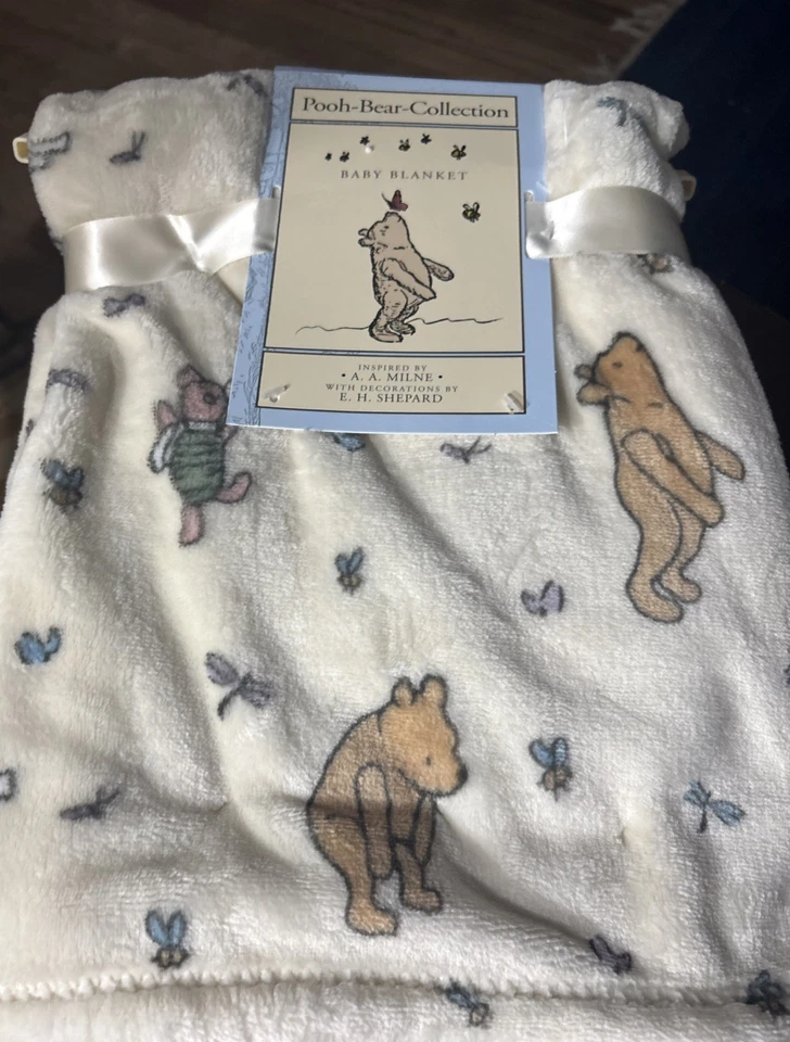 Winnie the Pooh Bear Collection Piglet Butterfly 30"x40" Baby Blanket - Image 1 of 4