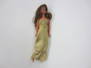 Muñeca de moda vintage 1981 Kenner Glamour Gals ERIN en brillo dorado - Imagen 1 de 4