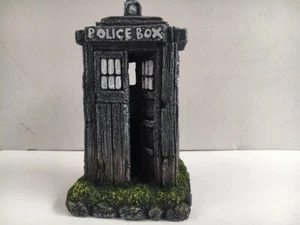Acuario Detallado Antiguo Efecto Madera Caja de Policía Decoración 9 x 9 x 16 cms - Imagen 1 de 5