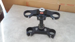 APRILIA RSV MILLE R 2003 OHLINS YOKE SET TOP AND BOTTOM YOKE RSV 1000 TUONO V2 - Picture 1 of 1