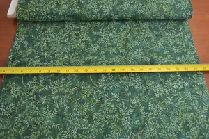 By 1/2 Yd, Green on Green Quilt Shop Batik, Hoffman/G-2229-8, B450 - Picture 1 of 6