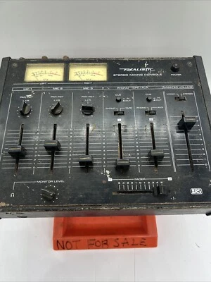 Vintage Realistic Mixer 32-1200A Stereo Audio DJ Mixing Console! Turns On - Image 1 of 4