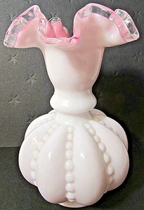 Fenton Plata Cresta Rosa Encaste Lácteo Con Cuentas Jarrón Melón - Imagen 1 de 7