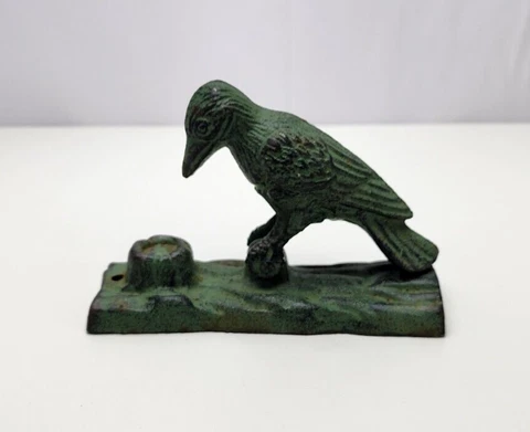 Vintage Heavy Metal Cast Iron Swinging Rustic Green Woodpecker Bird Door Knocker Cover