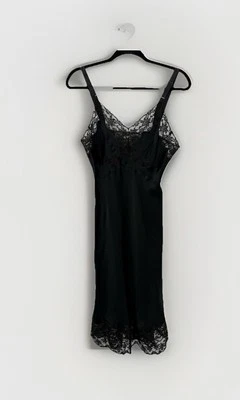 VESTIDO PRETO VINTAGE WONDER MAID 100% SEDA TAMANHO 34 ACABAMENTO DE RENDA COMPLETO LINGERIE - Imagem 1 de 4