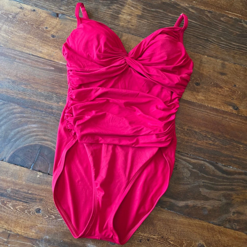 La Blanca Red Ruched One Piece Swimsuit Tummy Control Size 10 - Image 1 of 4