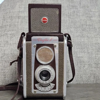 CÁMARA KODAK DUAFLEX IV VINTAGE AÑOS 50 - MUY BUEN ESTADO - SIN PROBAR Foto 1 de 4