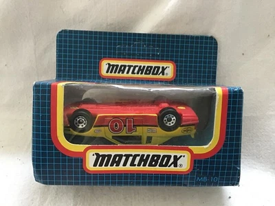 MATCHBOX MB 10 BUICK LE SABRE ( upside down ) - BOXED - Image 1 of 4