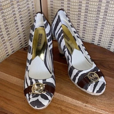 Michael Kors Brown Tan Tiger Print Espadrille Peep Toe Wedges Size 8.5 - Image 1 of 4