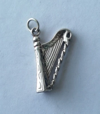 Sterling Silver Charm Musical Instrument Harp Irish Welsh Celtic Vintage Unusual - Image 1 of 4