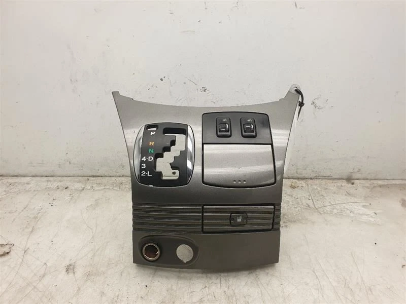 Toyota Sienna Limited 2006 transmisión bisel de cambio  Foto 1 de 4