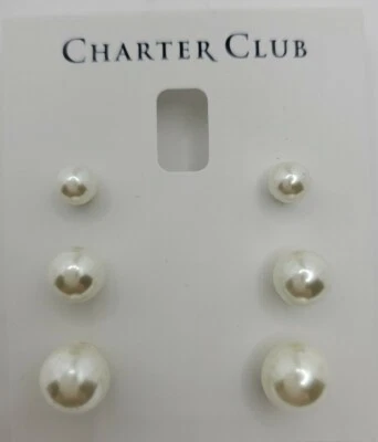 Aretes Charter Club de perlas de imitación tono plata 3 piezas Set Foto 1 de 4
